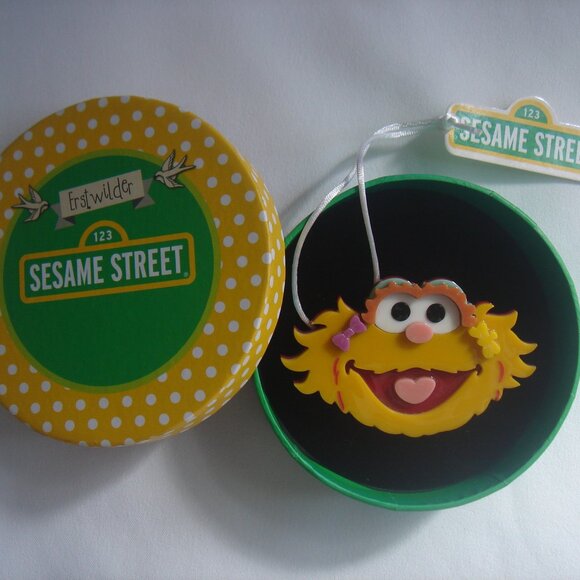 ERSTWILDER SESAME STREET ZOE BROOCH LIMITED EDITION SOLD OUT NIB KAWAII JEWELRY - Picture 5 of 8